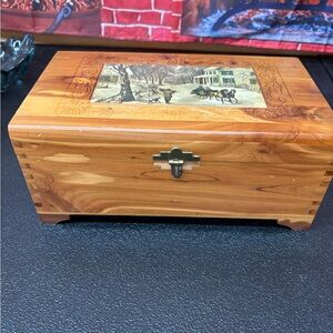 Vintage wood American Homestead Winter trinket box